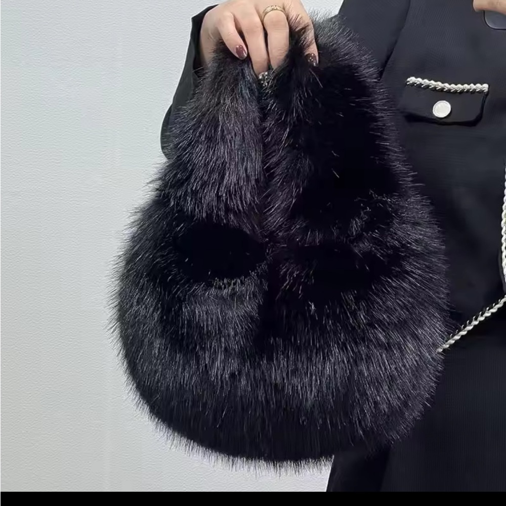 Elegant Black Fur Women's Bag